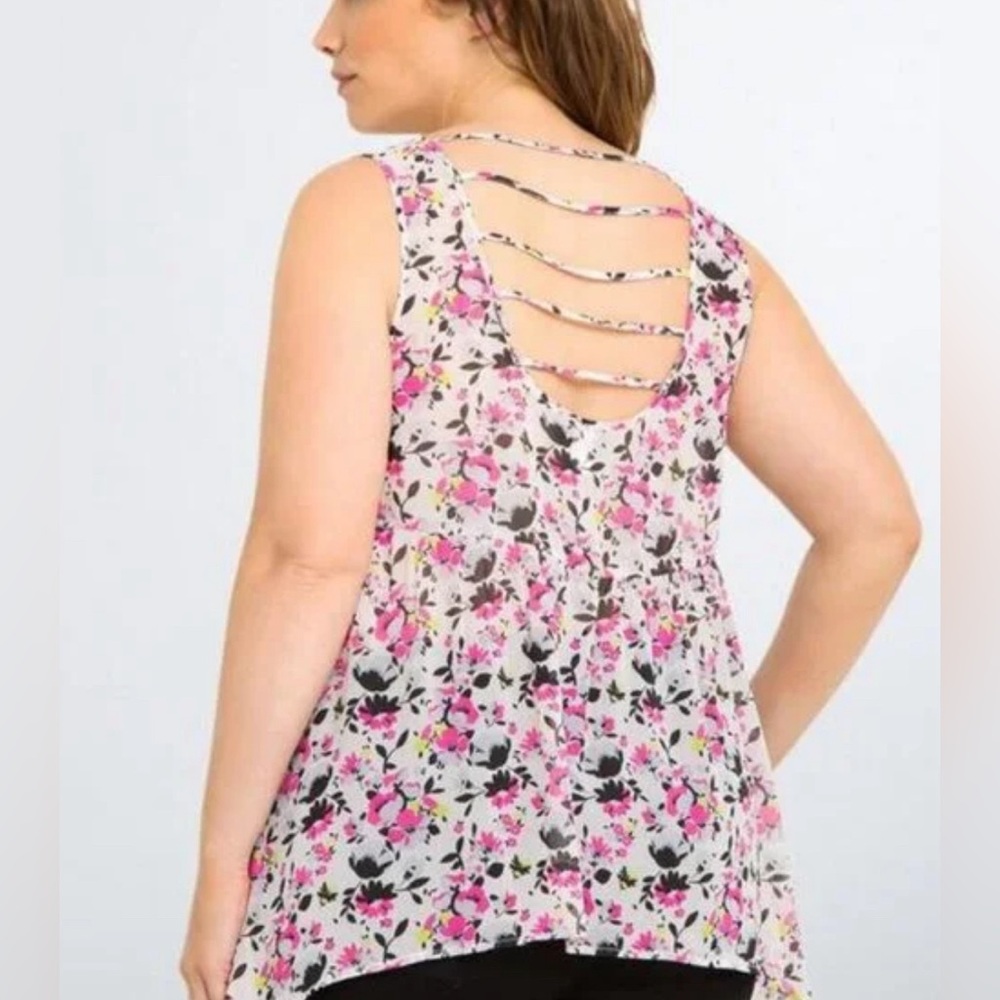 TORRID Pink & Black Floral Chiffon Sharkbite Tank Top + Lattice Back Plus 0 14W
